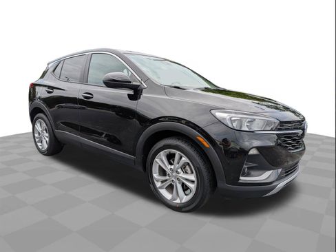Certified 2023 Buick Encore GX Preferred w/ Cold Weather Comfort Package FWD image 2