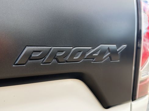 Used 2021 Nissan Titan PRO-4X w/ Pro-4x Convenience Package image 77