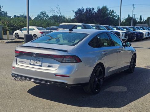 Used 2023 Honda Accord Sport image 7