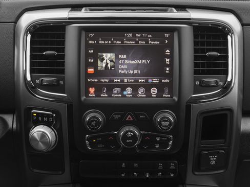 Used 2017 RAM 1500 Sport RWD image 9