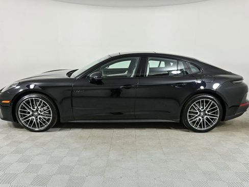 New 2026 Porsche Panamera 4 E-Hybrid AWD/4WD image 2