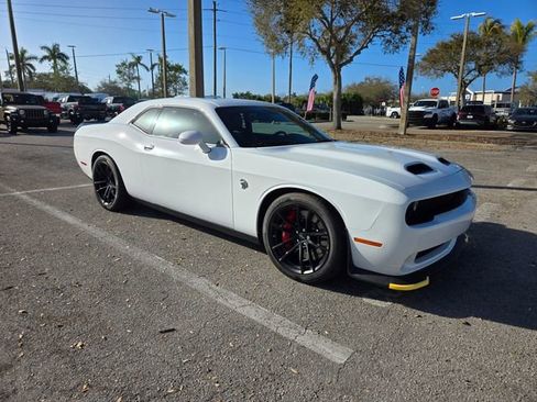 Used 2023 Dodge Challenger SRT Hellcat image 3