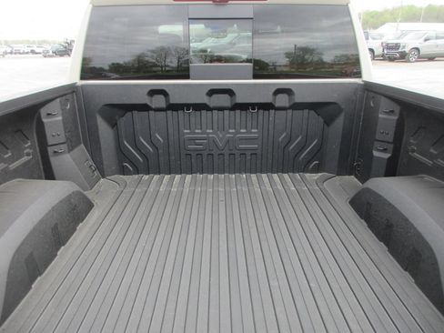 New 2026 GMC Sierra 1500 Denali Ultimate AWD/4WD image 9