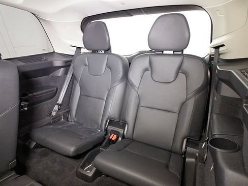 Certified 2023 Volvo XC90 T8 Plus w/ Protection Package Premier AWD/4WD image 21
