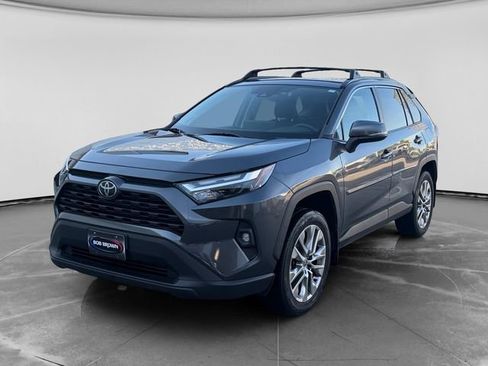 Used 2023 Toyota RAV4 XLE Premium AWD/4WD image 7