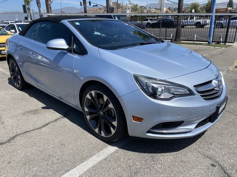 Used 2019 Buick Cascada Premium FWD image 6