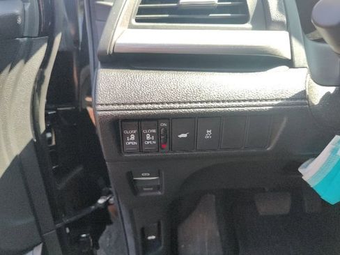 Used 2025 Honda Odyssey EX-L image 28