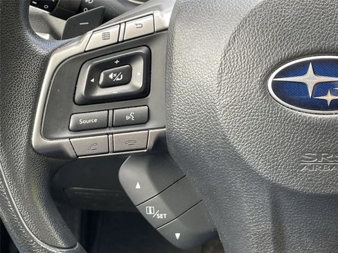Used 2015 Subaru Crosstrek 2.0i Premium AWD/4WD image 17