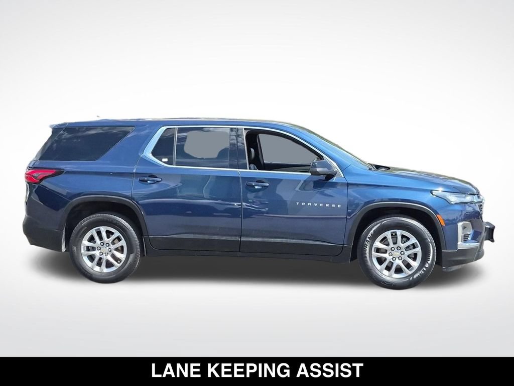 Used 2022 Chevrolet Traverse LS FWD image 6