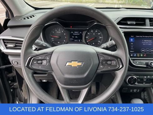 Used 2021 Chevrolet TrailBlazer LT w/ Convenience Package image 11