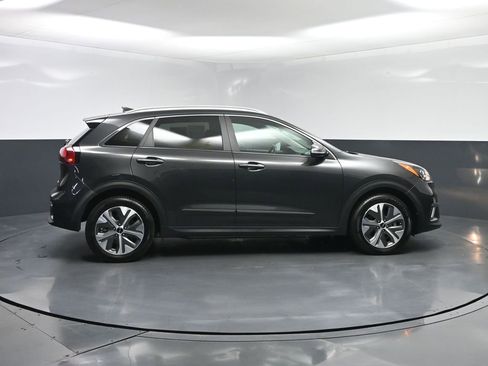 Used 2022 Kia Niro EX w/ Cold Weather Package image 28