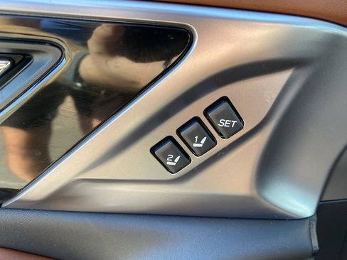 Used 2025 Subaru Outback Touring XT image 14