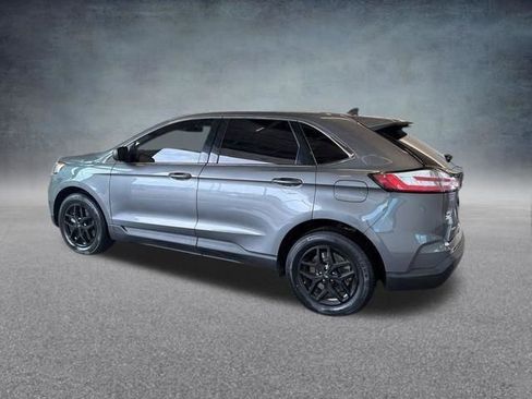 Used 2024 Ford Edge SEL AWD/4WD image 11