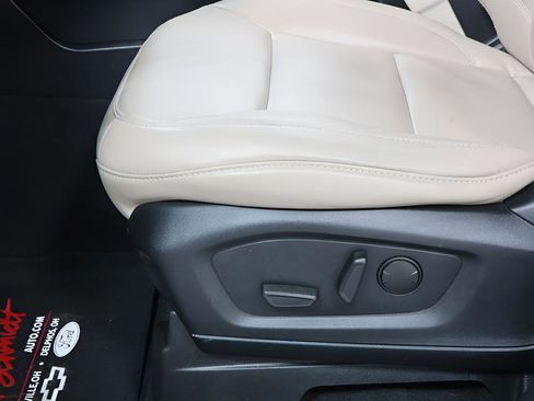 Used 2021 Ford Explorer XLT w/ Equipment Group 202A image 22