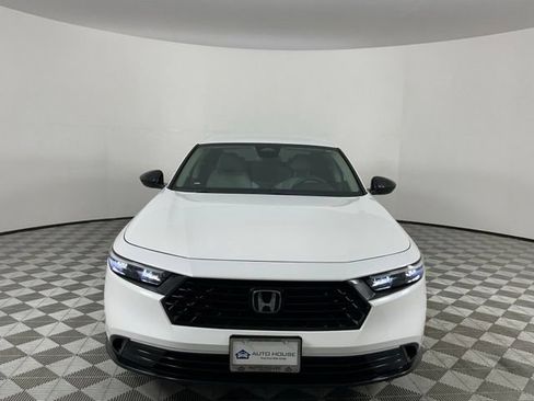 Used 2025 Honda Accord LX image 2
