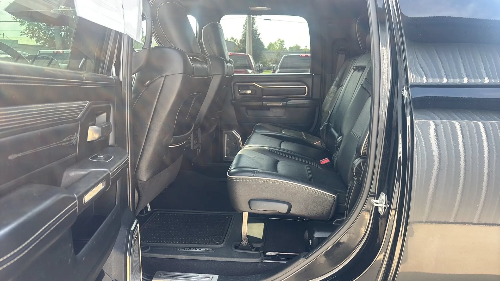 Used 2021 RAM 3500 Limited AWD/4WD image 18