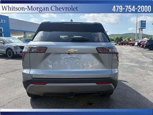 Used 2025 Chevrolet Equinox LT FWD image 6