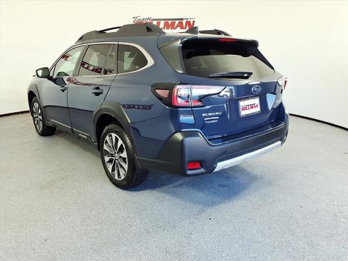 Certified 2025 Subaru Outback Limited image 9