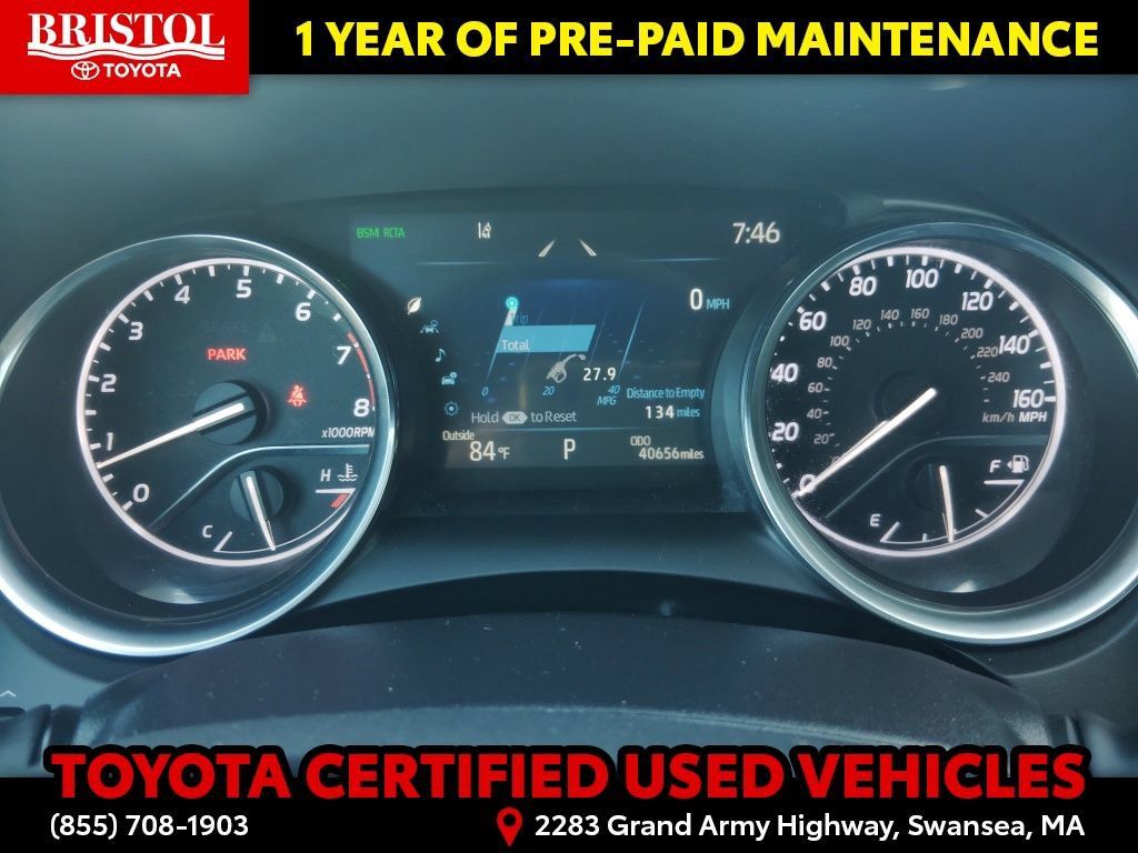 Certified 2019 Toyota Camry XLE FWD image 26
