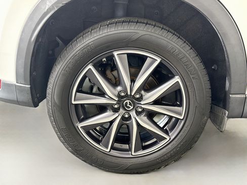 Used 2018 MAZDA CX-5 Touring w/ Preferred Equipment Package FWD image 33