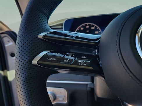 New 2026 Mercedes-Benz GLS 450 4MATIC image 23