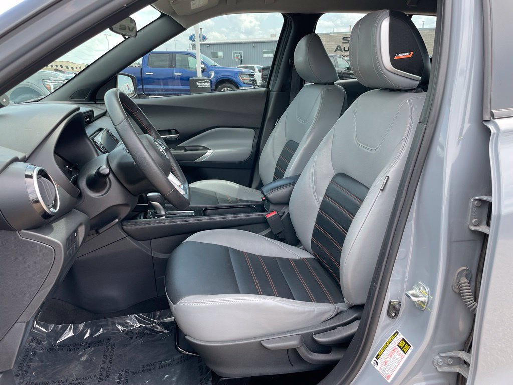 Used 2024 Nissan Kicks SR w/ SR Premium Package FWD image 7