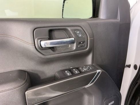 Used 2020 GMC Sierra 1500 AT4 w/ Off-Road Performance Package AWD/4WD image 8