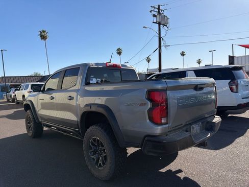 Used 2023 Chevrolet Colorado ZR2 w/ ZR2 Convenience Package III image 10