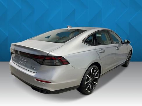 New 2025 Honda Accord Touring image 5