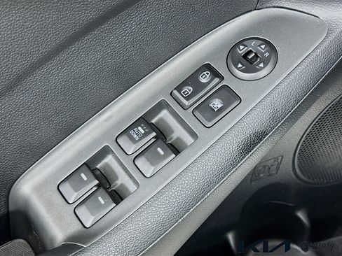 Used 2015 Kia Forte LX w/ Popular Package image 16