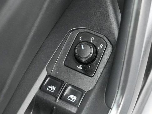 Used 2019 Volkswagen Jetta SE FWD image 11