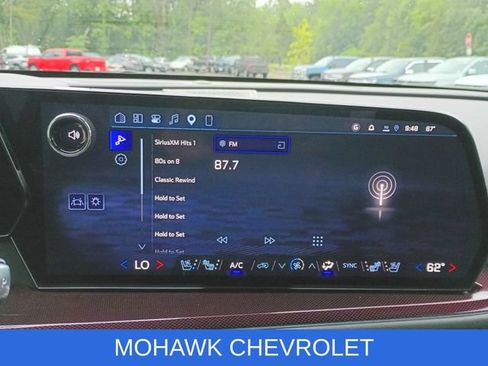Used 2026 Chevrolet Traverse RS AWD/4WD image 13
