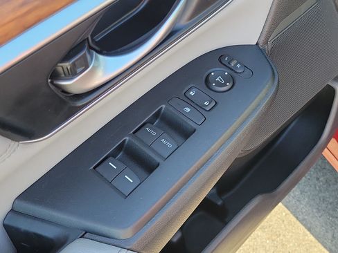 Used 2021 Honda CR-V EX-L image 14