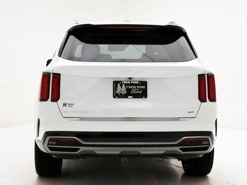 Used 2023 Kia Sorento SX image 7