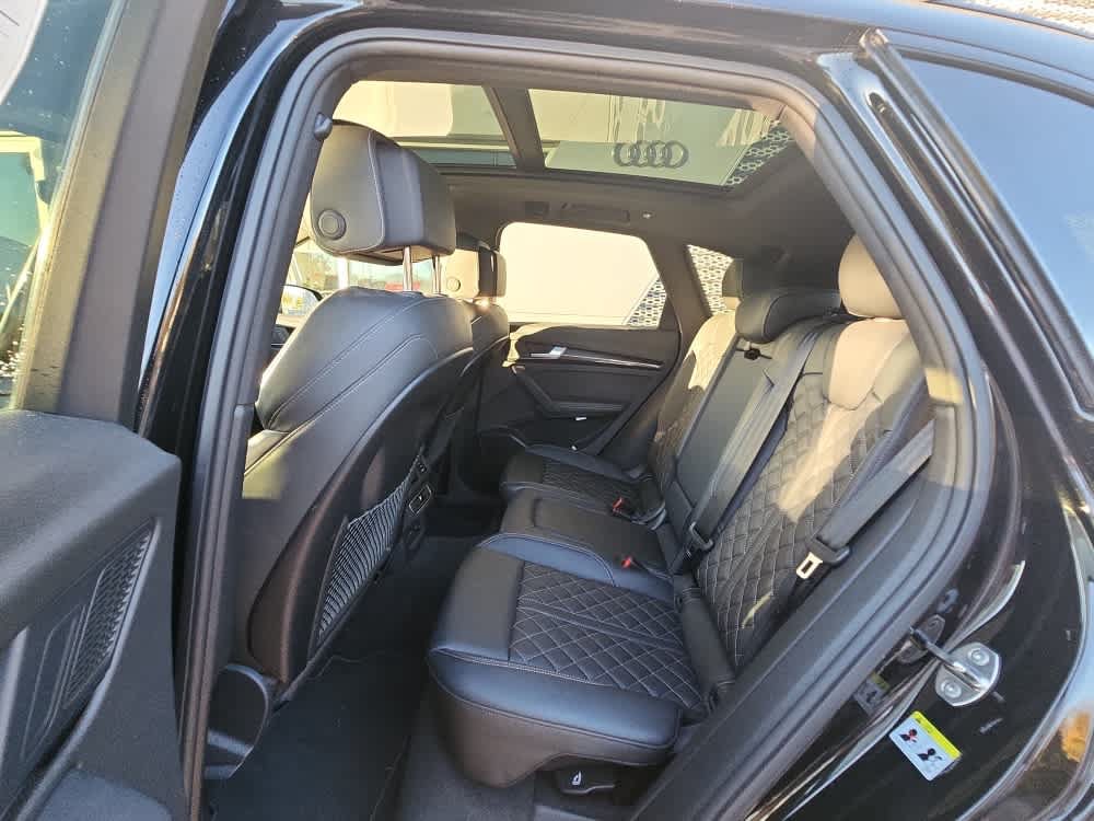 Used 2023 Audi SQ5 Premium Plus w/ Premium Plus Package AWD/4WD image 5