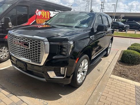 Used 2023 GMC Yukon Denali image 2