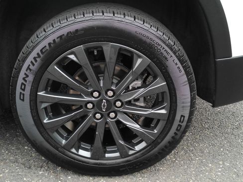 Certified 2023 Chevrolet Traverse RS AWD/4WD image 32