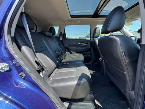 Used 2020 Nissan Rogue SL w/ Premium Package AWD/4WD image 13
