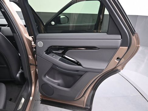 New 2026 Land Rover Range Rover Evoque Dynamic SE image 12