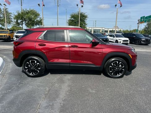 Certified 2023 Chevrolet TrailBlazer LT w/ Convenience Package FWD image 4