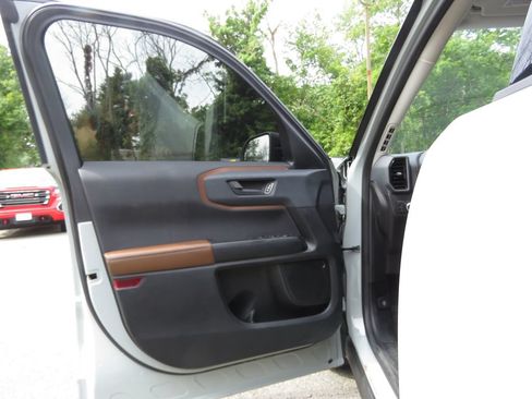 Used 2021 Ford Bronco Sport Outer Banks AWD/4WD image 9