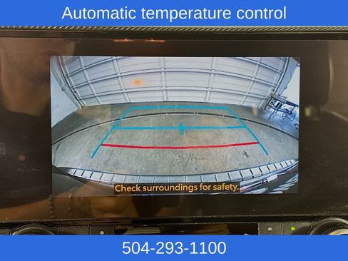 Used 2024 Toyota Highlander Limited image 13