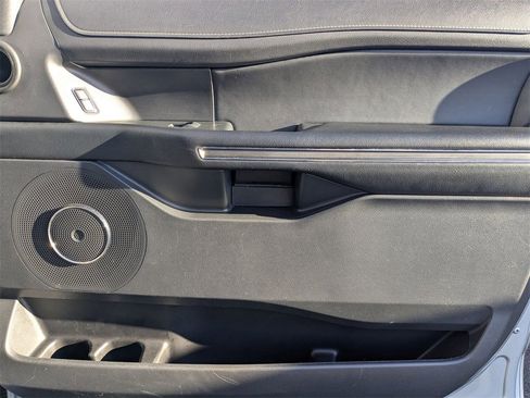 Used 2023 Ford Expedition Max XLT image 37