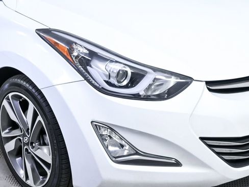 Used 2015 Hyundai Elantra Limited w/ Option Group 05 image 34