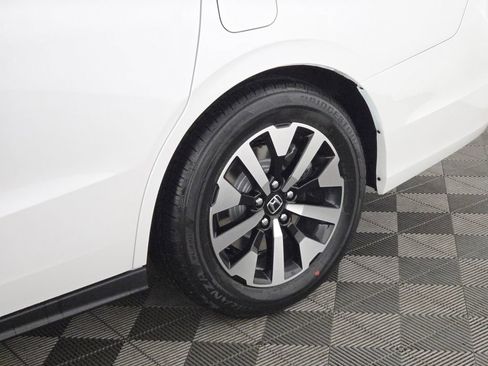 New 2026 Honda Odyssey EX-L image 8