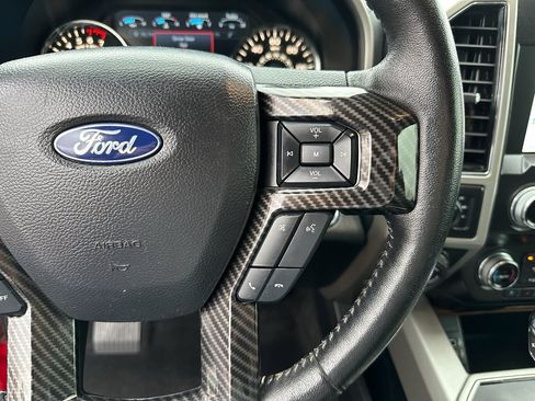 Used 2019 Ford F150 Lariat w/ Equipment Group 502A Luxury image 20