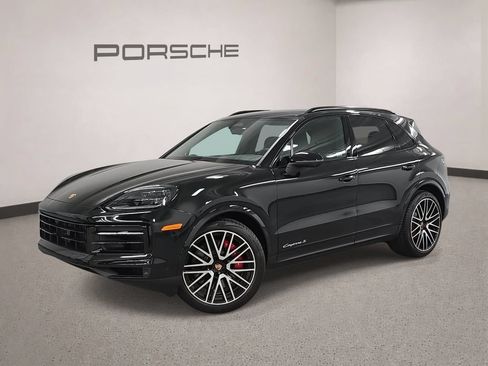 Used 2026 Porsche Cayenne S AWD/4WD image 1