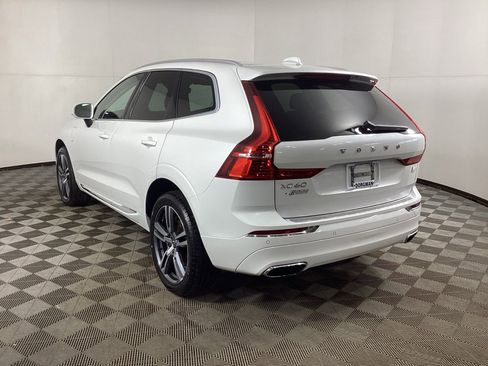 Used 2021 Volvo XC60 T8 Inscription Expression w/ Advanced Package image 4