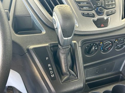Used 2018 Ford Transit 150 130 Medium Roof RWD image 13