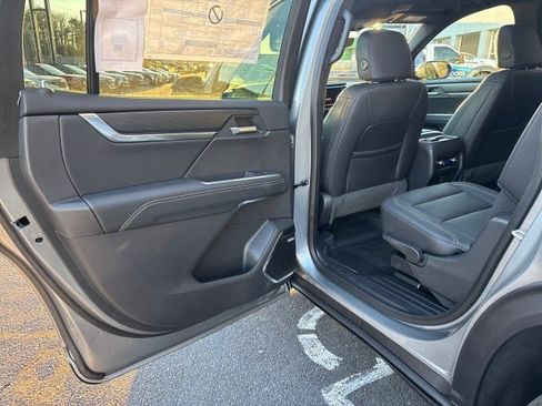 New 2026 GMC Acadia Elevation w/ Elevation Premium Package image 30